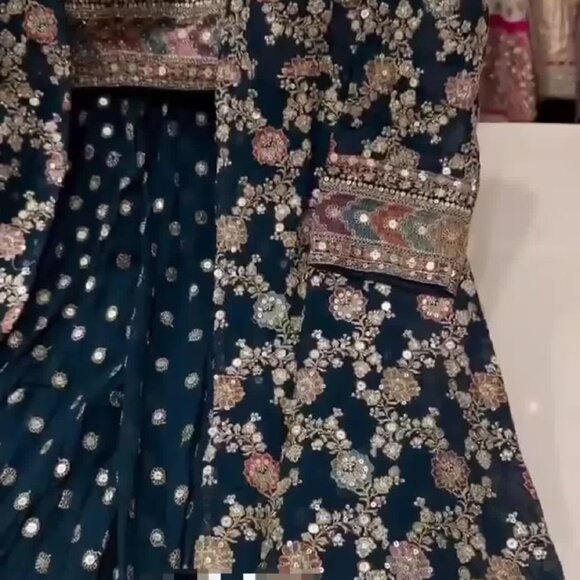 Lunch Hevay Boutiq Collection - Picture 2 of 7